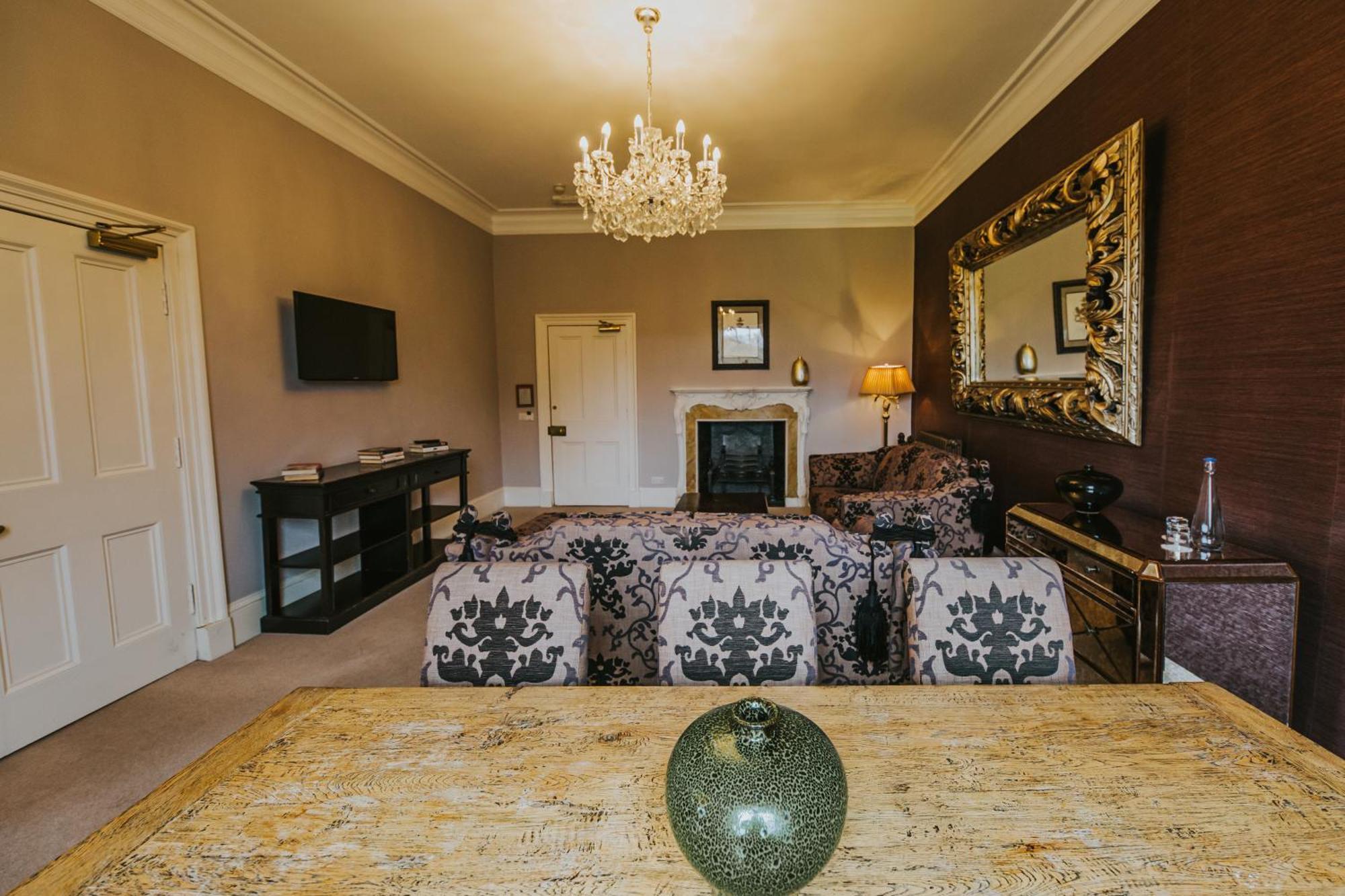 Carberry Tower Mansion House And Estate Guest House Масълбърг Стая снимка